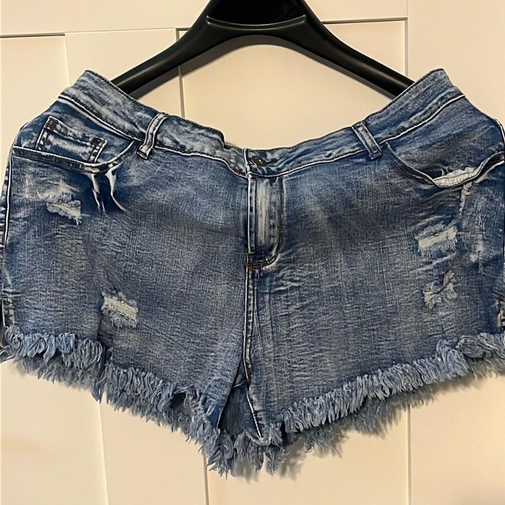 Women’s Jean Shorts